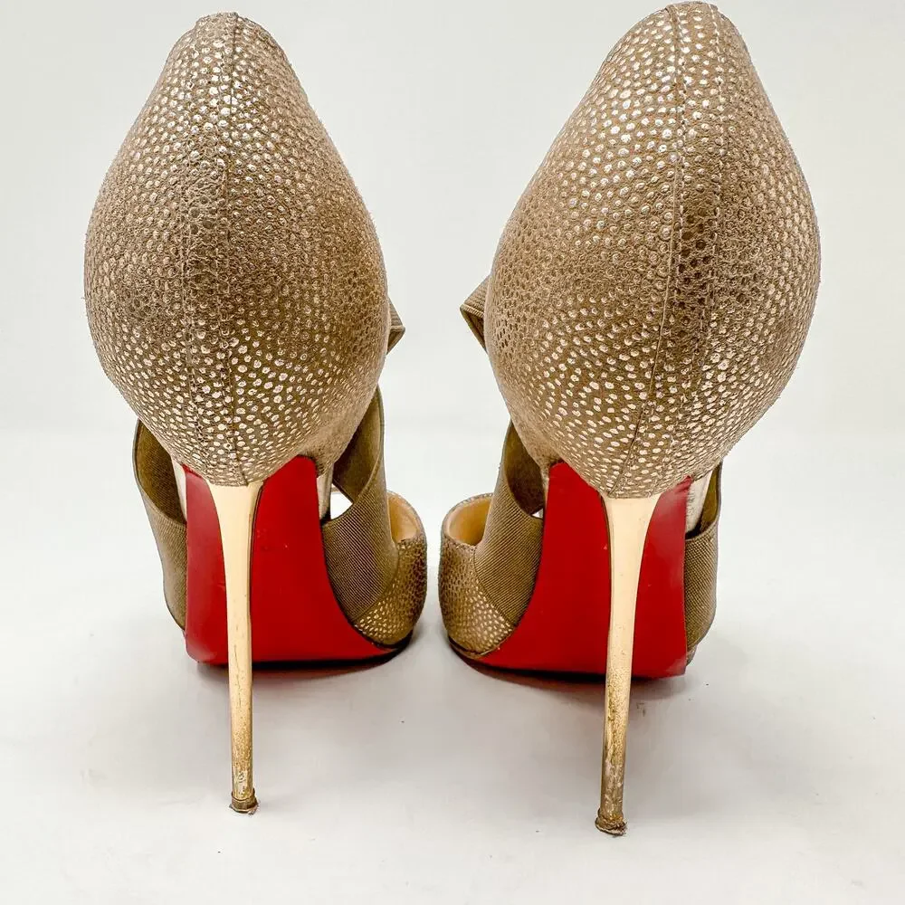 Christian Louboutin Gold Metallic Dotted Textured Big Dorcet Pump Heels EU 37